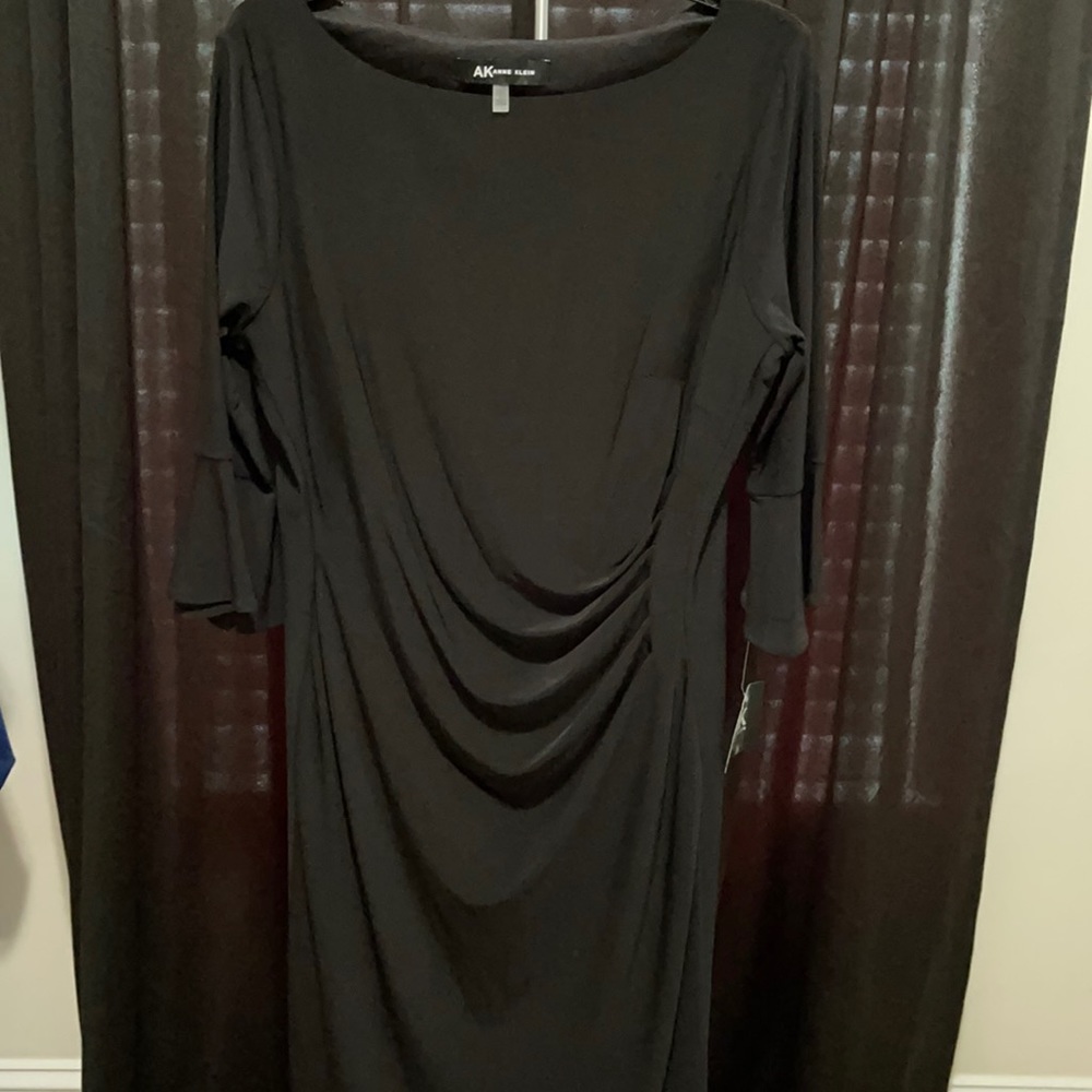 NWT Beautiful Anne Klein black dress, size large